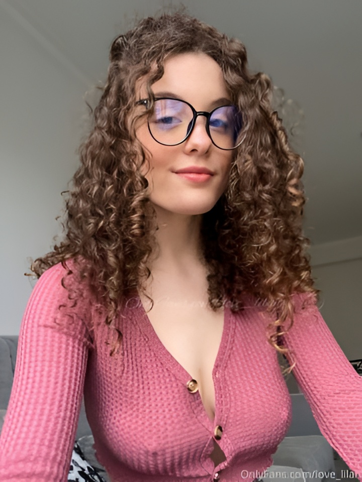 Эвелина привлекальеная девушка из Сорочинск цена от 2500 руб