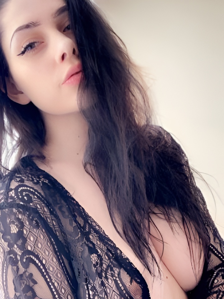 Лея привлекальеная девушка из Сорочинск цена от 1500 руб