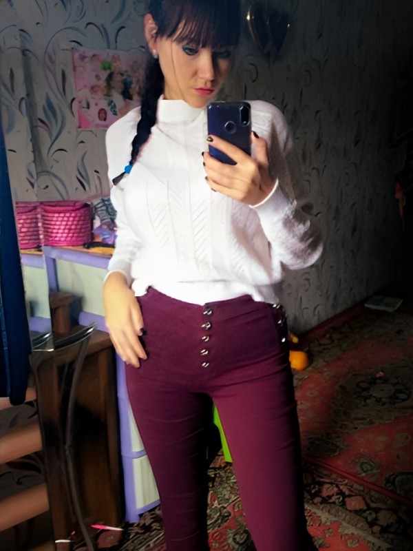 Стефания привлекательная девушка из Сорочинск цена от 1500 руб