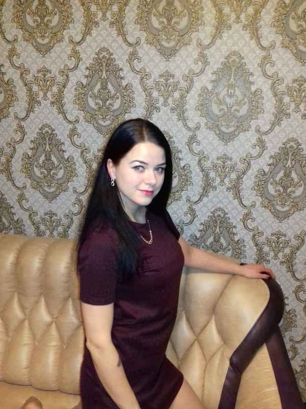 Надя привлекательная девушка из Сорочинск цена от 2500 руб