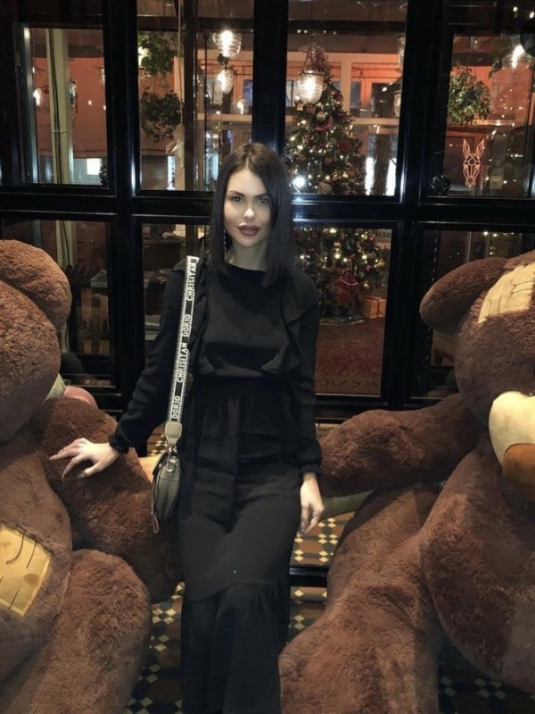 🎥 Марина привлекательная девушка из Сорочинск цена от 3500 руб